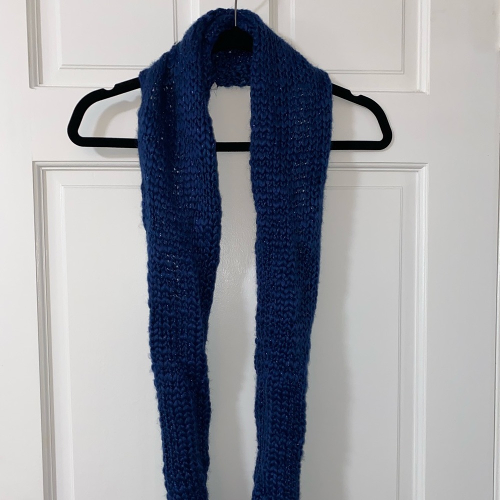 Wrap around scarf